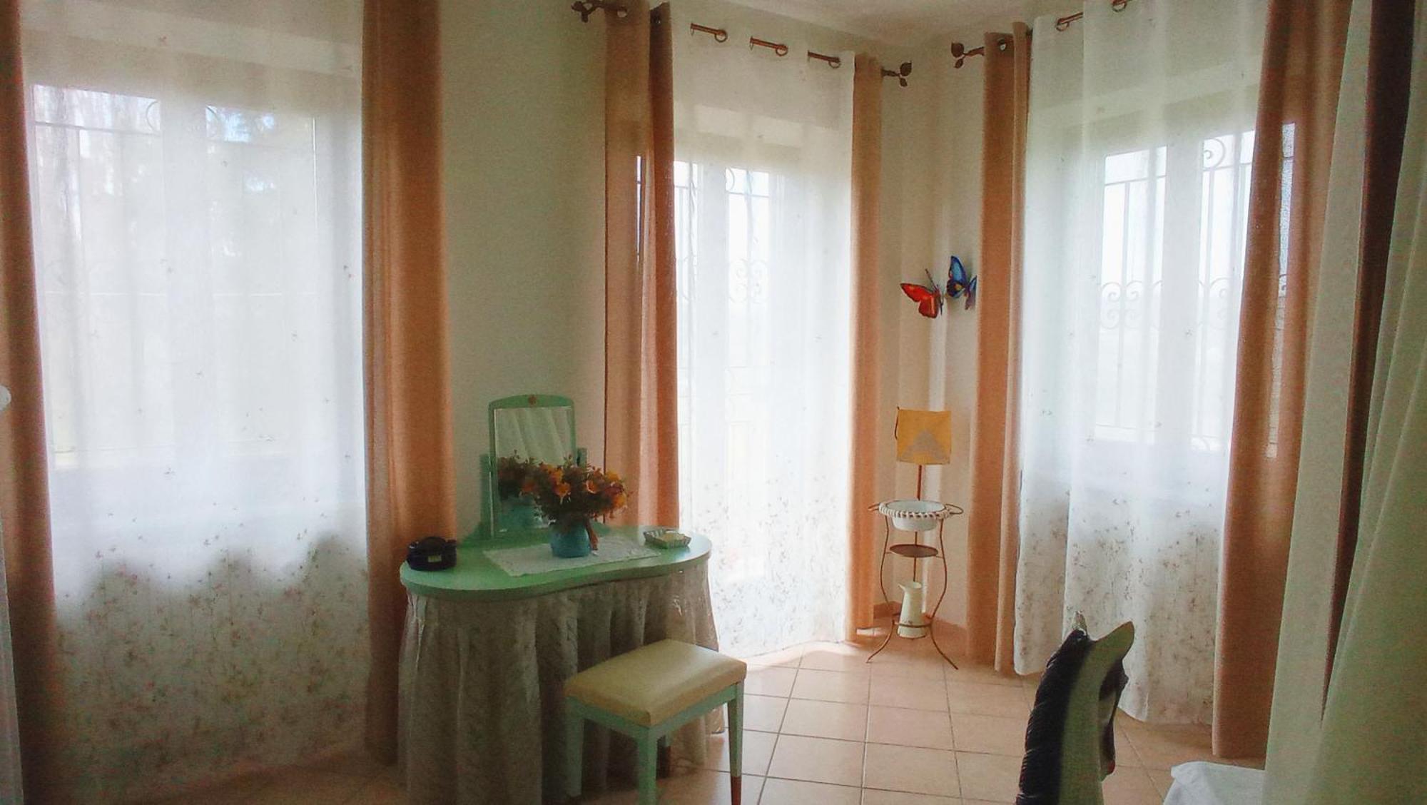 La Casa Dei Masue' Guest House Alba  Luaran gambar